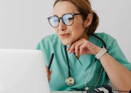 Digital success for women's health clinics in dwarka-best-digital-marketing-agency-in-dwarka